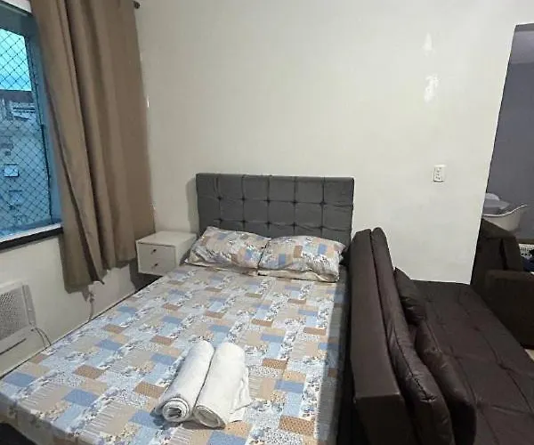 Apartamento KitNet Frente -Mar - Santos ATÉ 4 adultos e 2 crianças