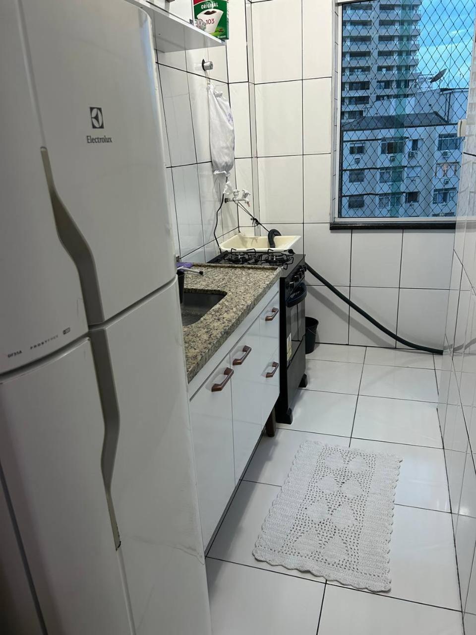Apartamento Kitnet Frente -mar - * Santos (Sao Paulo)